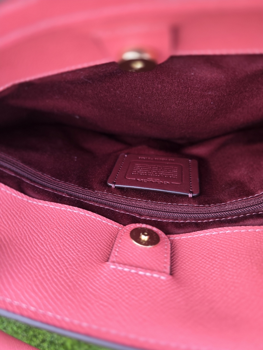 ✨ Coach Lillie Carryall + Matching Wristlet Wallet – NWT ✨ - Picture 7 of 10